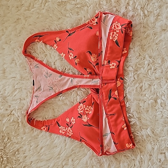 PINK Sport Workout to Swim Twist Front Bra - Size Small - Picture 8 of 10